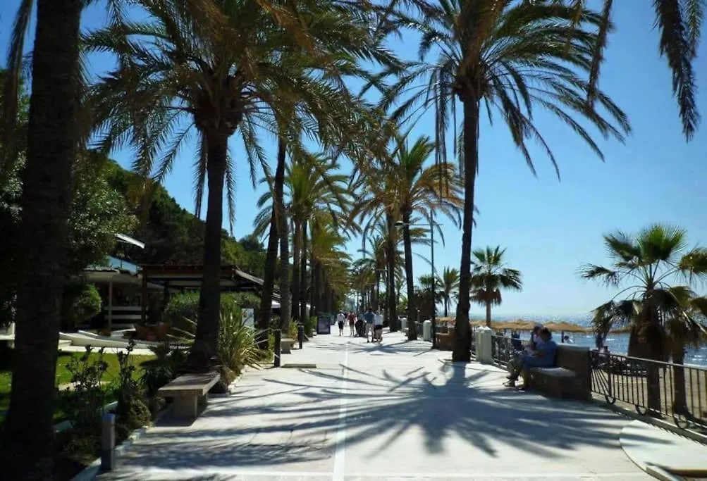 Spacious Duplex Apartment Families And Couples Manilva